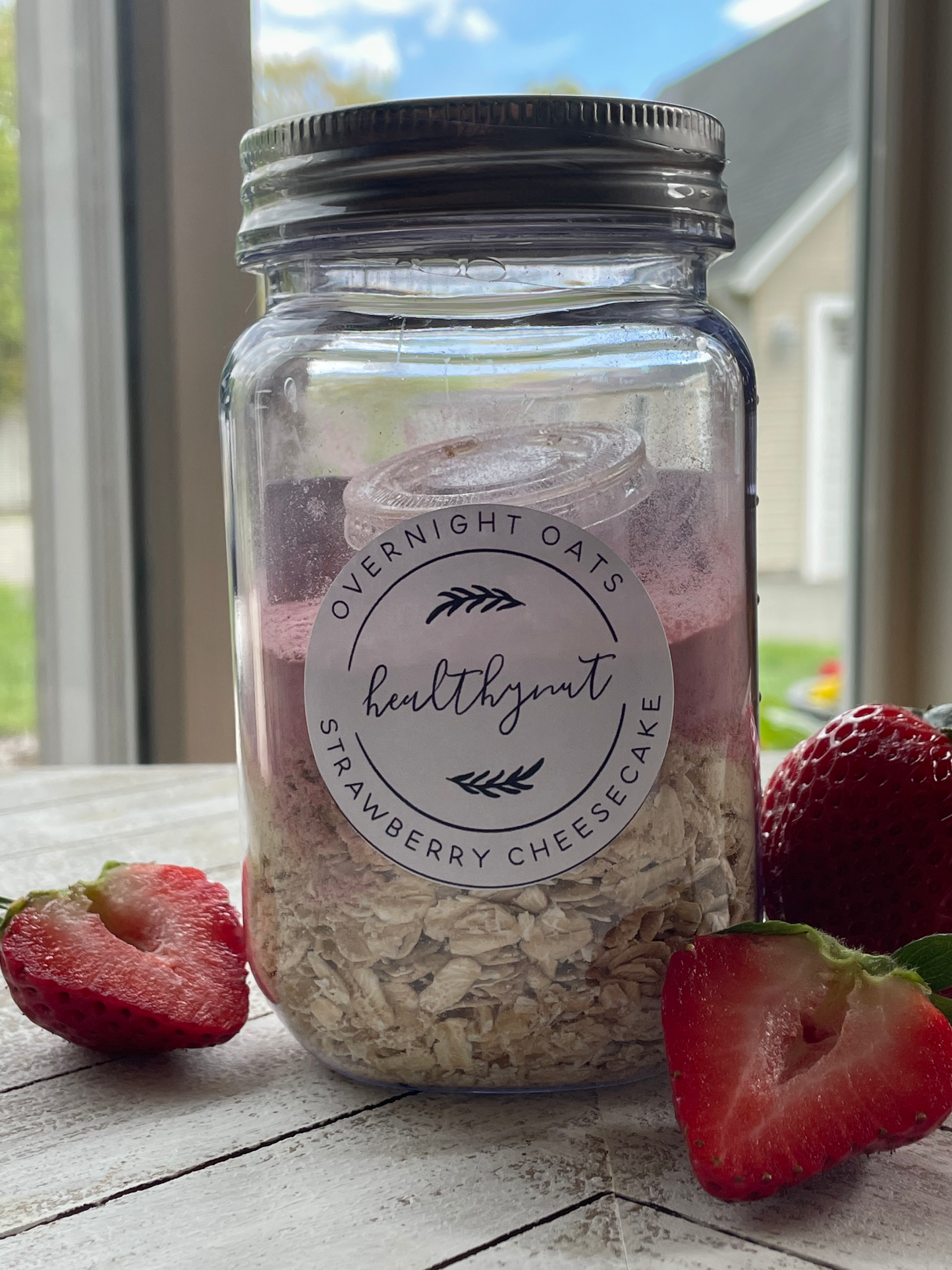 Strawberry Cheesecake Overnight Oats